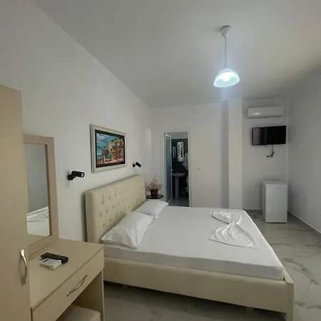 Hergi Apartment *