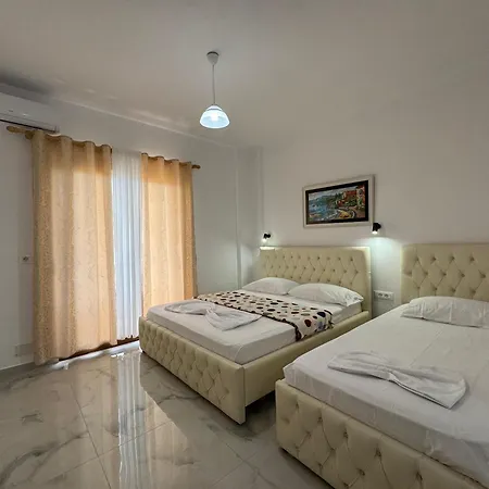 Hergi Apartment Sarande